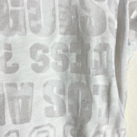 Guess Los Angeles 1981 Logo Sheer V Neck T Shirt White Womens Size Medium - Picture 8 of 10